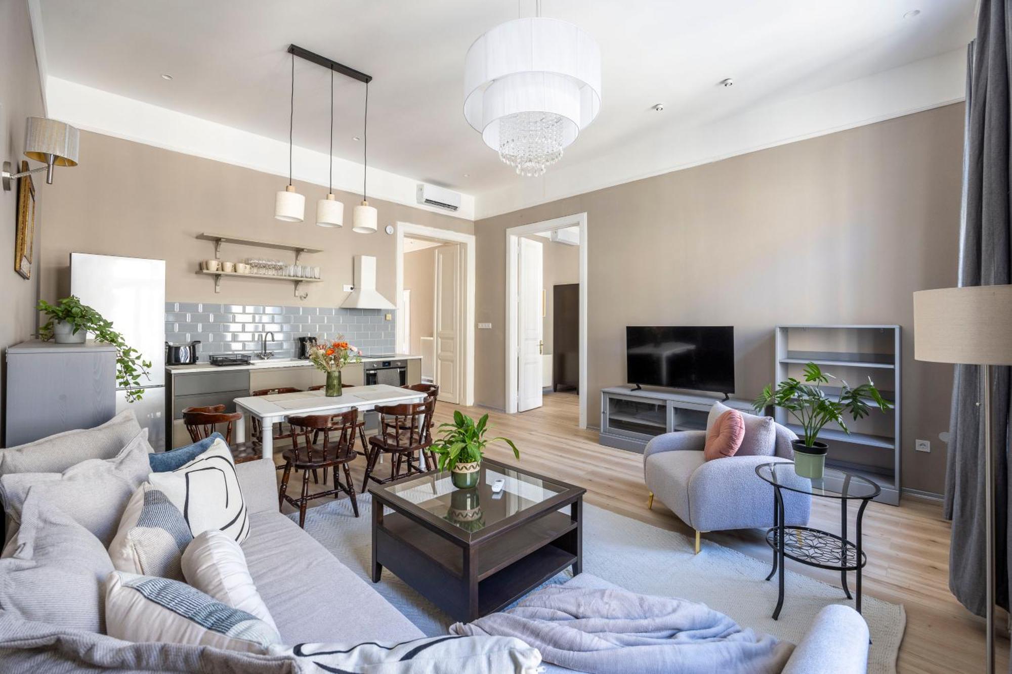 Charming Central Dream Home & Retreat By Prestige Homes بودابست المظهر الخارجي الصورة